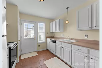 6635 Vlosi Drive, Charlotte, NC 28226 - Photo 6