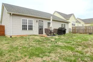 90 Elm St, Morganton, NC 28655 - Photo 12