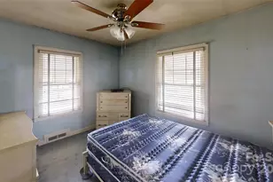 11 Season Ln, Asheville, NC 28805 - Photo 20