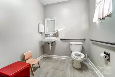 229 S Fox Street, Charlotte, NC 28204 - Photo 14