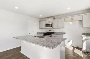 12 Byron Pk Rd, Clyde, NC 28721 - Photo 6