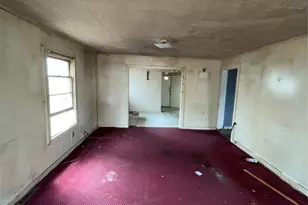 529 Devine St, Chester, SC 29706 - Photo 6