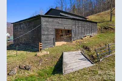 867 Indian Creek Road, Burnsville, NC 28714 - Photo 16