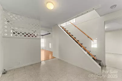 123 Castleton Lane, Hendersonville, NC 28791 - Photo 22