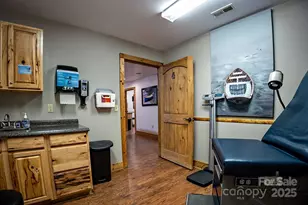 120 Veterans Blvd, Bryson City, NC 28713 - Photo 14