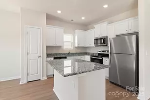 3335 Burberry Dr, Gastonia, NC 28052 - Photo 4