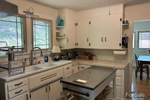 324 Marble Mine Rd, Bakersville, NC 28705 - Photo 8