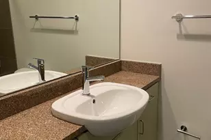 333 W Trade St, Charlotte, NC 28202 - Photo 16