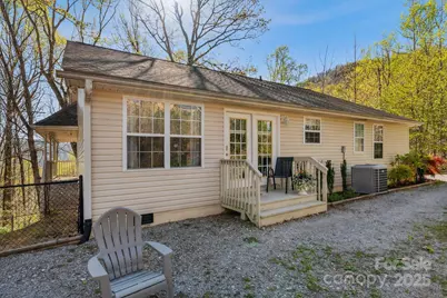 12 Hutchinson Woods Drive, Fletcher, NC 28732 - Photo 2