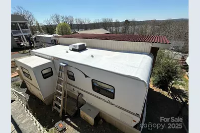 108 Robin Lane, New London, NC 28127 - Photo 32