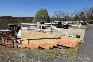 108 Robin Ln, New London, NC 28127 - Photo 4