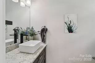 8 Apple Ln, Asheville, NC 28804 - Photo 16