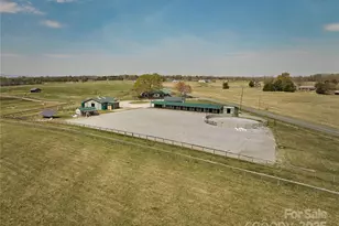 570 Lambs Grill Rd, Rutherfordton, NC 28139 - Photo 4