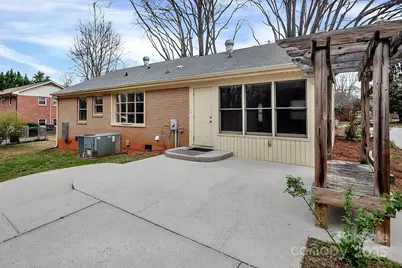 403 Hillcrest Drive, Huntersville, NC 28078 - Photo 6