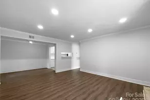 4936 Sardis Rd, Charlotte, NC 28270 - Photo 12