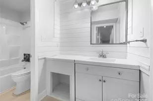 4936 Sardis Rd, Charlotte, NC 28270 - Photo 16