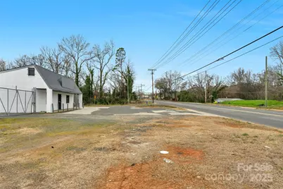2215 West Boulevard, Charlotte, NC 28208 - Photo 4