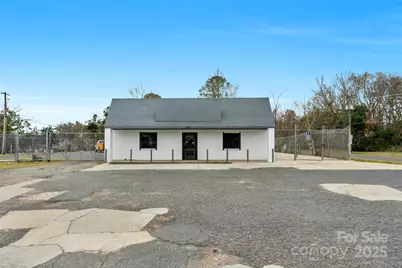 2215 West Boulevard, Charlotte, NC 28208 - Photo 2