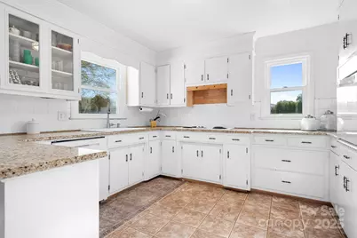 1235 Wilma Sigmon Road, Lincolnton, NC 28092 - Photo 8