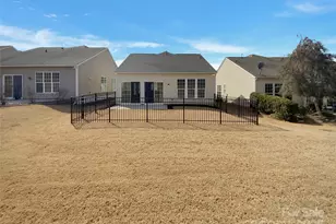 20028 Dovekie Ln, Fort Mill, SC 29707 - Photo 8