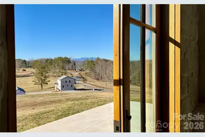 2013 Hitching Post Trail, Lenoir, NC 28645 - Photo 20