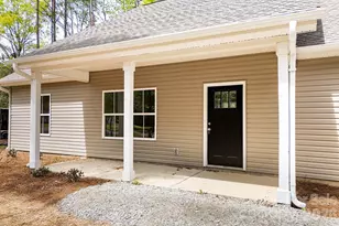 318 Stanback St, Mount Gilead, NC 27306 - Photo 6