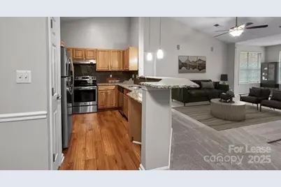 14325 Plantation Park Boulevard #Dilworth w/ Solarium, Charlotte, NC 28277 - Photo 18