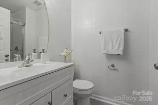 6224 Rosecroft Dr, Charlotte, NC 28215 - Photo 10