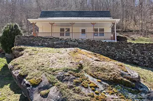 427 Johnson Cemetery Rd, Bakersville, NC 28705 - Photo 24