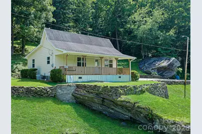 427 Johnson Cemetery Road, Bakersville, NC 28705 - Photo 10