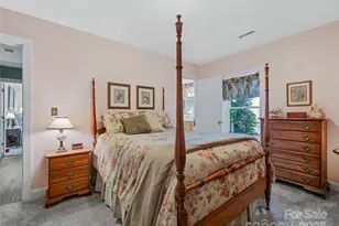 288 Hawks Point Dr, Zirconia, NC 28790 - Photo 28