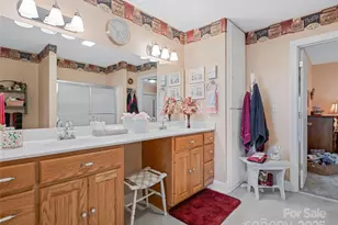 288 Hawks Point Dr, Zirconia, NC 28790 - Photo 26