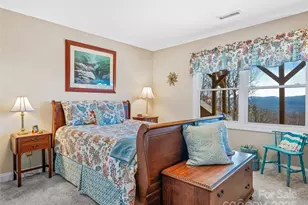 288 Hawks Point Dr, Zirconia, NC 28790 - Photo 24