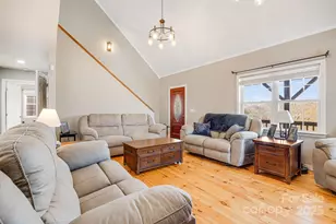 110 Red Wolf Ln, Mars Hill, NC 28754 - Photo 14