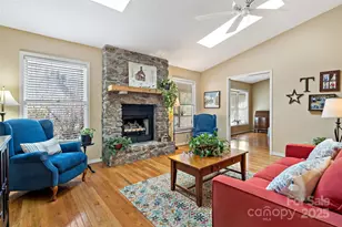 2 Llama Vista Ct, Black Mountain, NC 28711 - Photo 8