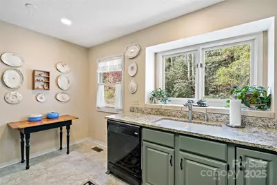 2 Llama Vista Court, Black Mountain, NC 28711 - Photo 16