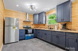 137 Red Maple Ln, Burnsville, NC 28714 - Photo 18