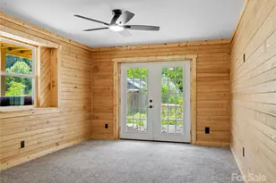 137 Red Maple Ln, Burnsville, NC 28714 - Photo 4