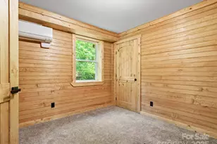 137 Red Maple Ln, Burnsville, NC 28714 - Photo 6