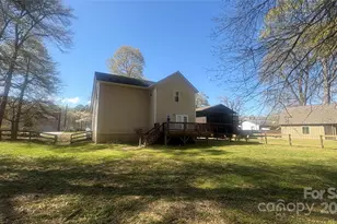 1134 Riverside Dr, Charlotte, NC 28214 - Photo 4