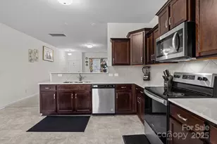 111 Buoy Ln, Statesville, NC 28677 - Photo 10