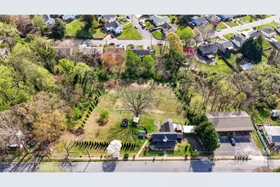 403 Spruce Street, Lenoir, NC 28645 - Photo 20