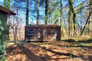 28 Plemmons St, Canton, NC 28716 - Photo 20