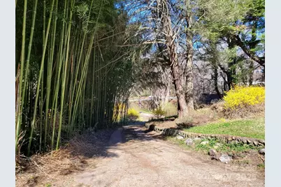 28 Plemmons Street, Canton, NC 28716 - Photo 2