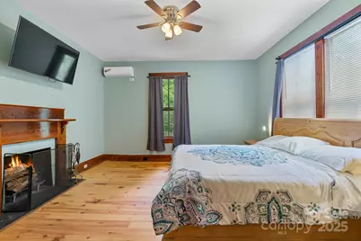 305 Ficker Circle, Hendersonville, NC 28739 - Photo 26