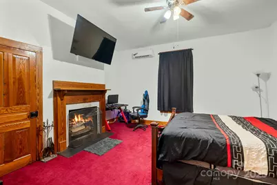 305 Ficker Circle, Hendersonville, NC 28739 - Photo 20