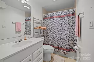 1832 J Julian Ln, Charlotte, NC 28208 - Photo 16