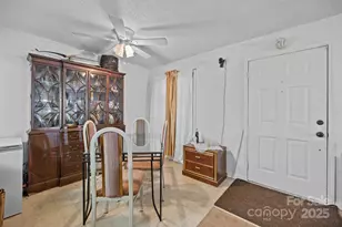1832 J Julian Ln, Charlotte, NC 28208 - Photo 6