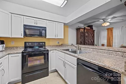 1832 J Julian Lane #D, Charlotte, NC 28208 - Photo 12