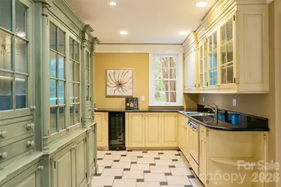 31 Busbee Road, Asheville, NC 28803 - Photo 22